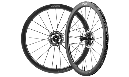 Komplet kół RAW MATT SET FCC (44MM) 21H/21H FFWD/CERAMICSPEED 2:1 DBCL 12MM TA